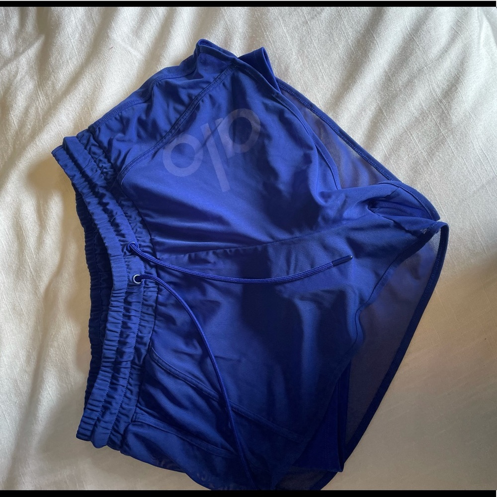 Alo lined shorts